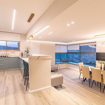 L.T.D Luxury Apartments 4 Bedroom Panoramic View Tiberias Buitenkant foto