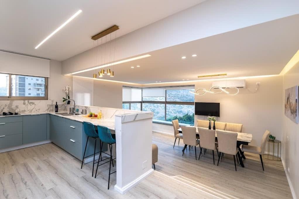 L.T.D Luxury Apartments 4 Bedroom Panoramic View Tiberias Buitenkant foto