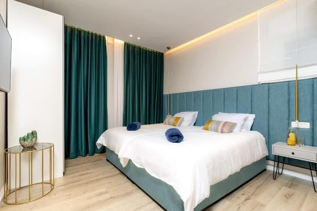 L.T.D Luxury Apartments 4 Bedroom Panoramic View Tiberias Buitenkant foto