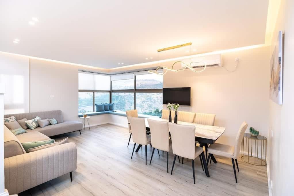 L.T.D Luxury Apartments 4 Bedroom Panoramic View Tiberias Buitenkant foto