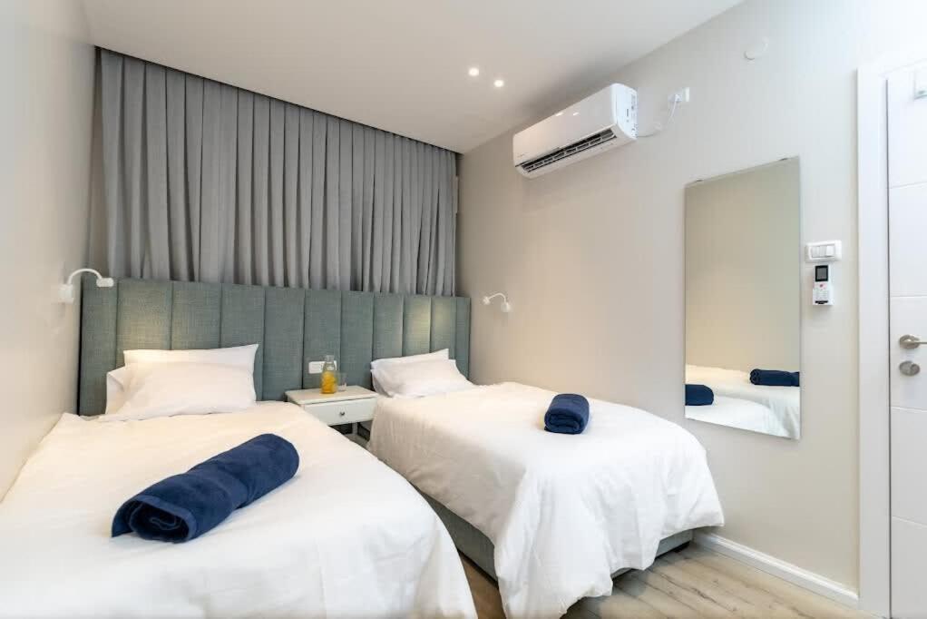 L.T.D Luxury Apartments 4 Bedroom Panoramic View Tiberias Buitenkant foto